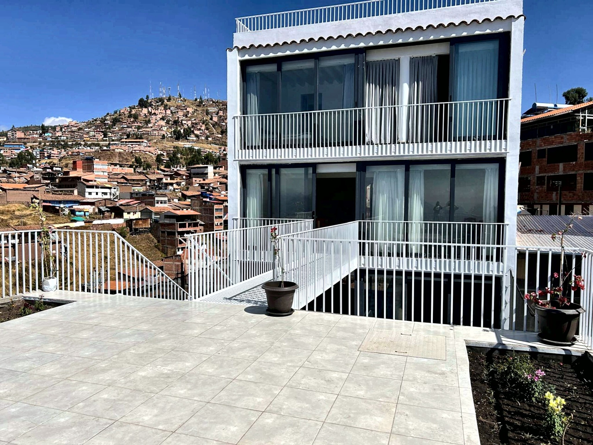 Rooftop terrace, the eagle's perch